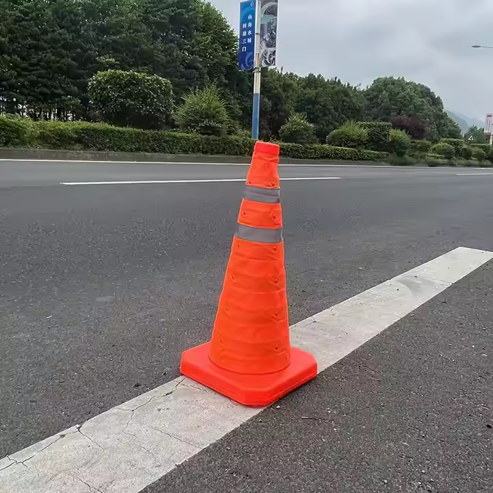  Collapsible Cone Retractable Height Foldable Cone With Warning Reflective Tape For Traffic Safety