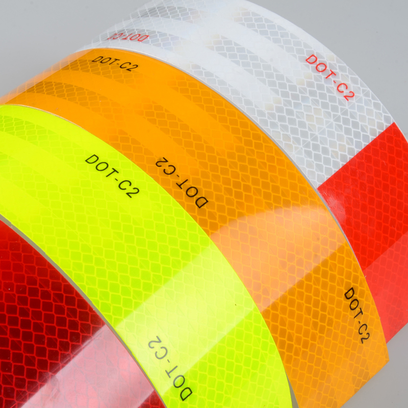 How to Choose Reflective Vinyl for Vehicles | PET, PC & PMMA