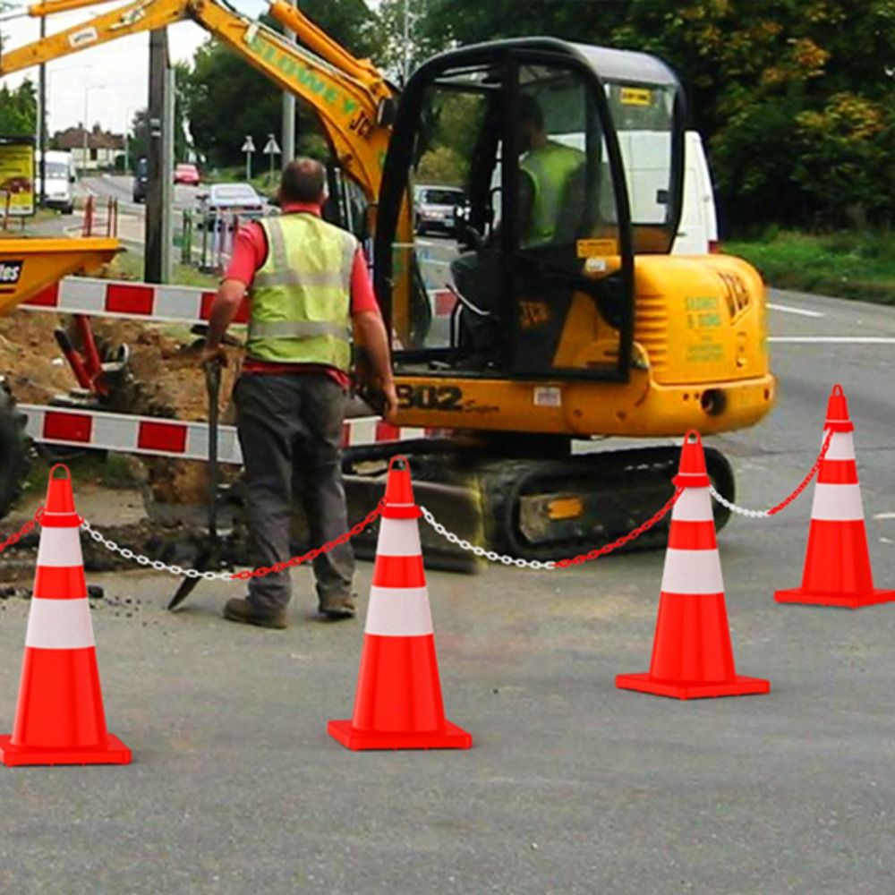 What Traffic Cone Standards Apply in Different Countries?