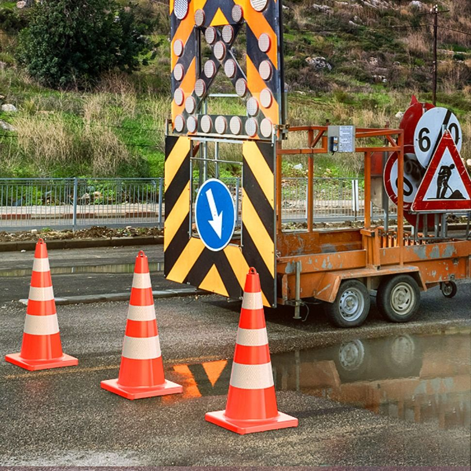 TRAFFIC CONE